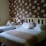 Deerpark Manor 스윈포드