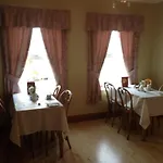 Deerpark Manor B&B 4*