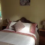 B&B Deerpark Manor 4*