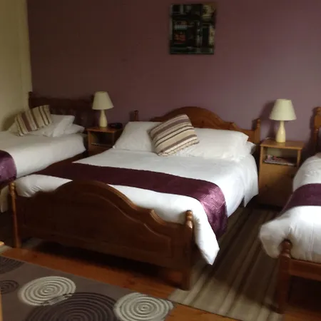 Deerpark Manor Bed and breakfast 4*