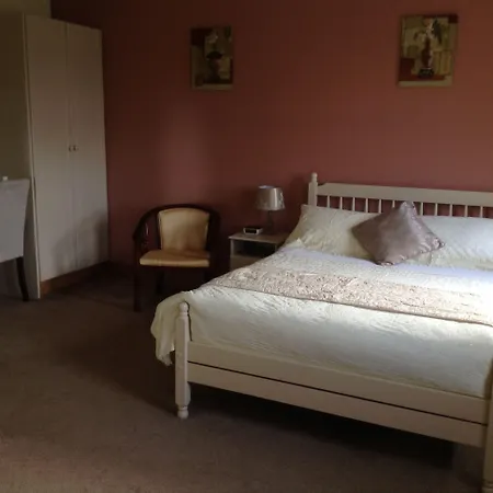 Deerpark Manor Bed and Breakfast 4*