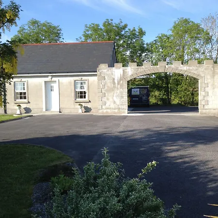 鹿苑庄园食宿酒店 4* 斯温福德