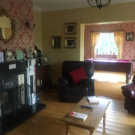 Deerpark Manor 4*