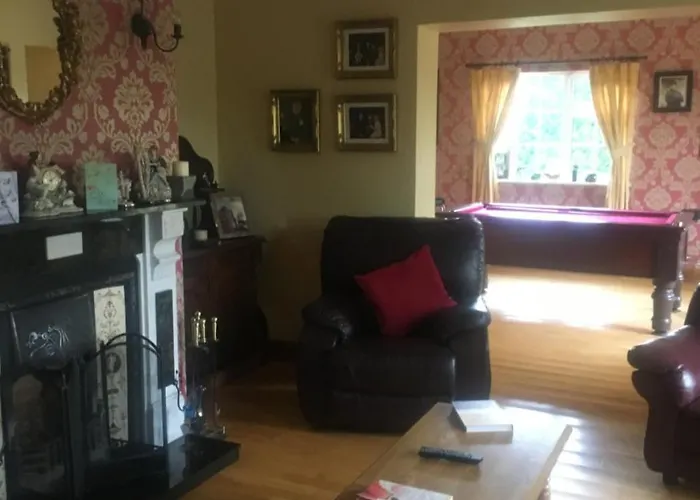 Deerpark Manor 4*